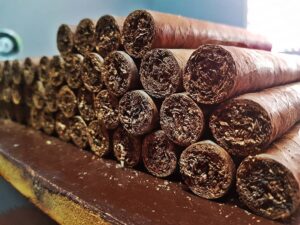 Políticas de Envío Cigarros Puros Premium